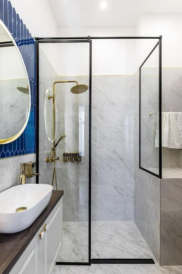 בוקרשט Holt Old Town Luxury Suites
